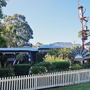 Adamsons Riverside Accommodation